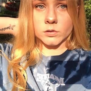 Meet your Posher, Liz